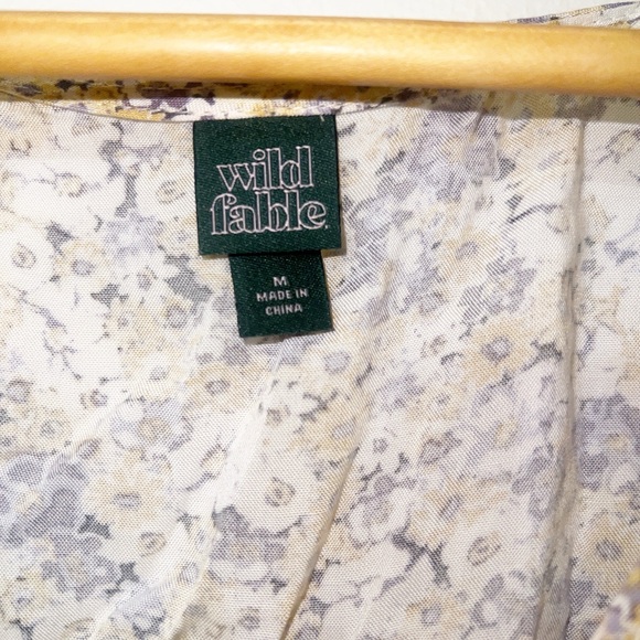 Wild fable women’s floral open front ruffle rayon top - Picture 4 of 10